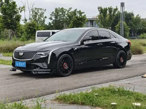 Cadillac CT4 2022