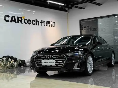Audi A7L 2024 — фото 1