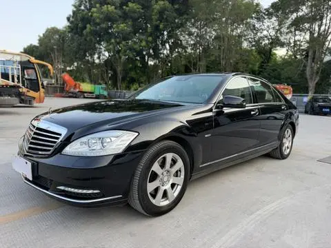 Mercedes-Benz S-Class 2012