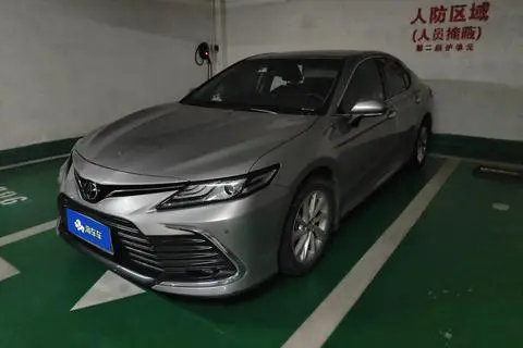 Toyota Camry 2021
