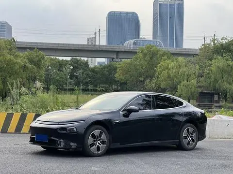 XPeng 小鹏P7 2024