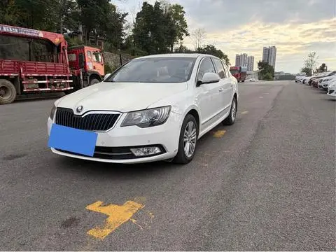 Skoda Superb 2013