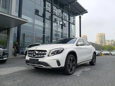 Mercedes-Benz GLA 2019
