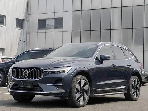 Volvo XC60 PHEV 2024