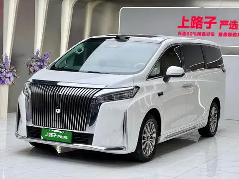 Wey 高山 PHEV 2025