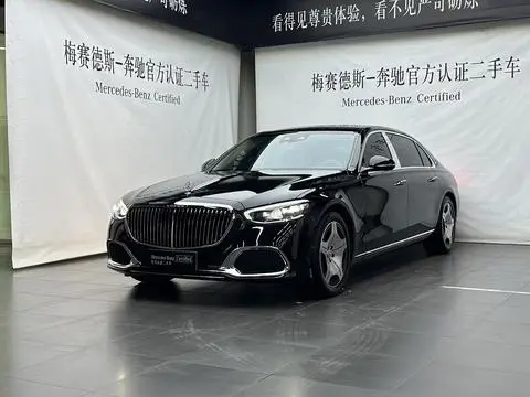 Mercedes-Benz 迈巴赫S-Class 2026