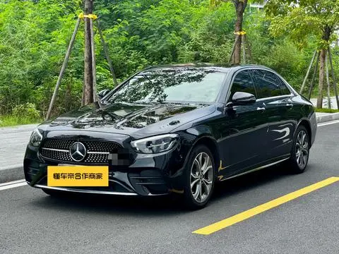 Mercedes-Benz E-Class 2022 — фото 1
