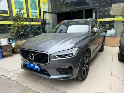 Volvo XC60 2019 — фото 1