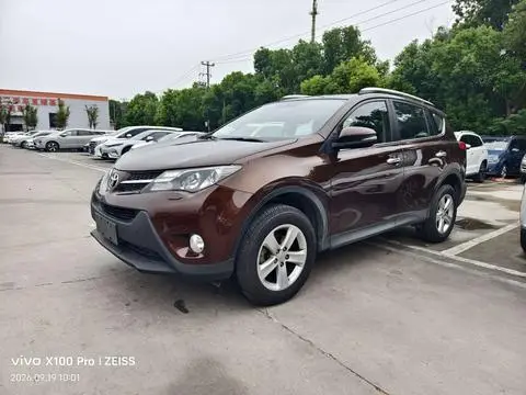 Toyota RAV4 2013