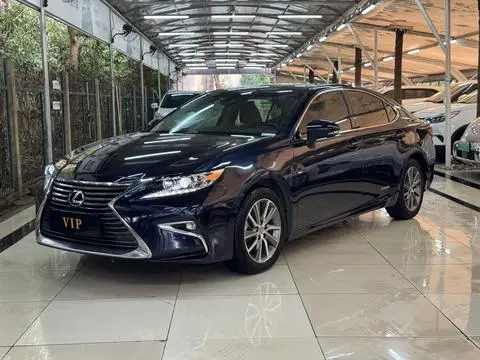 Lexus ES 2015