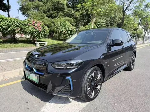BMW iX3 2022 — фото 1