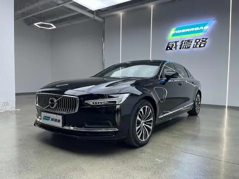 Volvo S90 2024 — фото 1