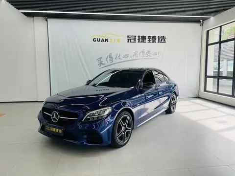 Mercedes-Benz C-Class 2021