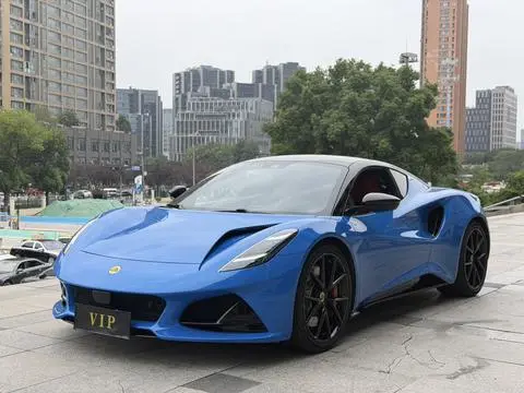Lotus Emira 2022