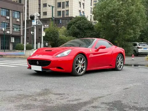 Ferrari California T 2012