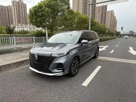 Roewe iMAX8 2021