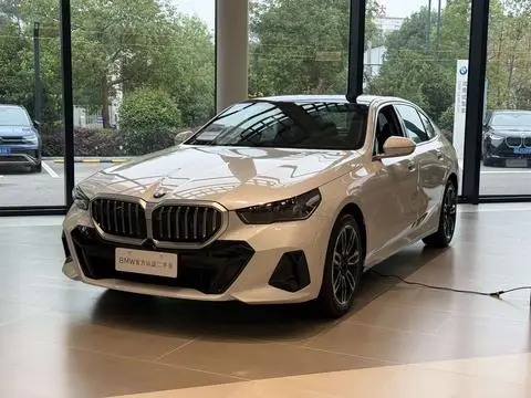 BMW 5 Series 2026