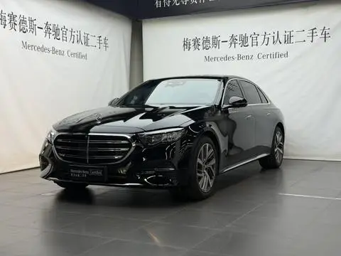Mercedes-Benz E-Class 2025
