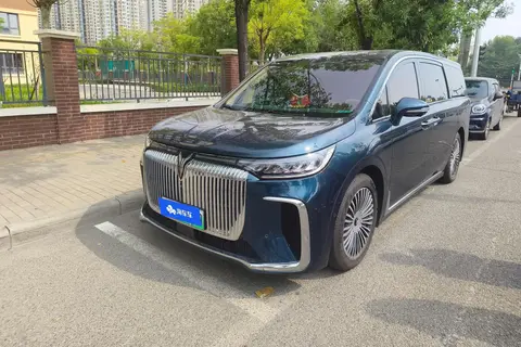 Voyah 梦想家 PHEV 2025