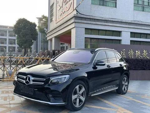 Mercedes-Benz GLC 2017 — фото 1