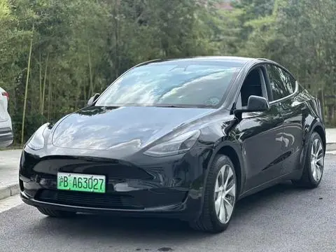 Tesla Model Y 2022 — фото 1