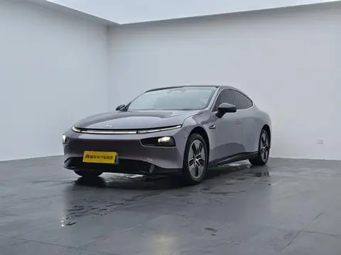 XPeng 小鹏P7 2023