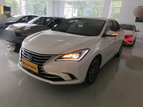 Changan Eado 2018 — фото 1