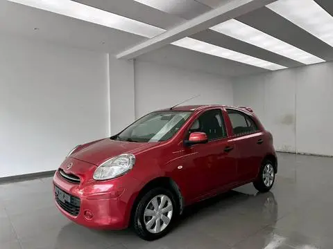 Nissan 玛驰 2010