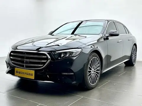 Mercedes-Benz E-Class 2024