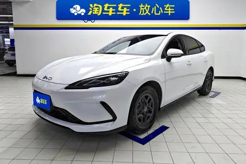 BYD Seal05 DM 2025