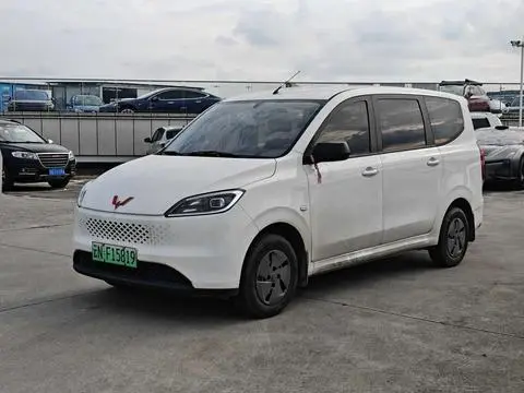 Wuling Hongguang 增程版 2025