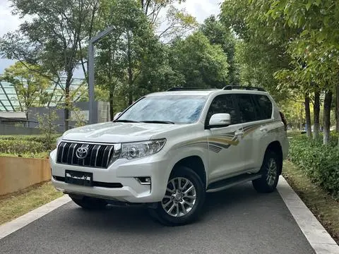 Toyota Prado 2018 — фото 1