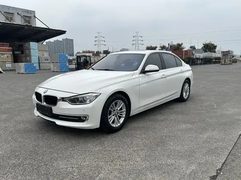 BMW 3 Series 2015 — фото 1