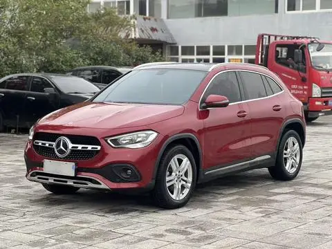 Mercedes-Benz GLA 2020