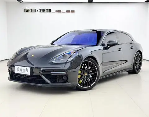 Porsche Panamera 2017 — фото 1