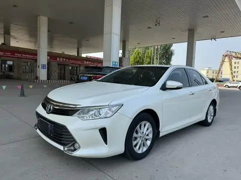 Toyota Camry 2016