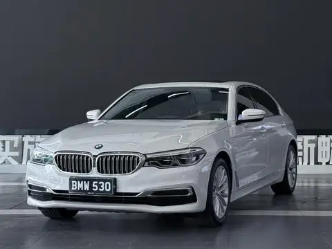 BMW 5 Series 2020 — фото 1