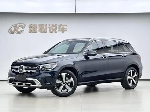 Mercedes-Benz GLC 2022 — фото 1