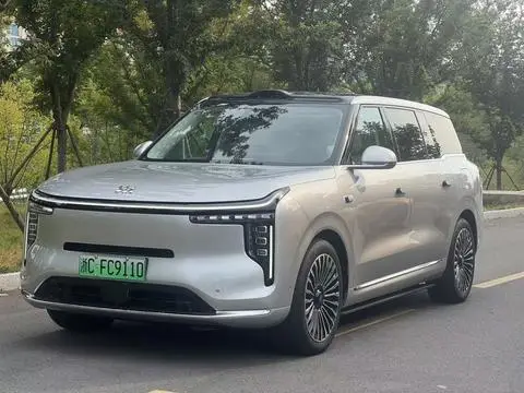 IM Motors 智己LS9 2026