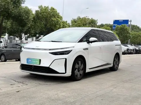 XPeng 小鹏X9 2026