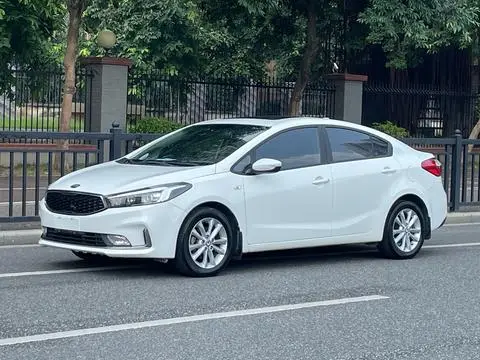Kia K3 2016 — фото 1