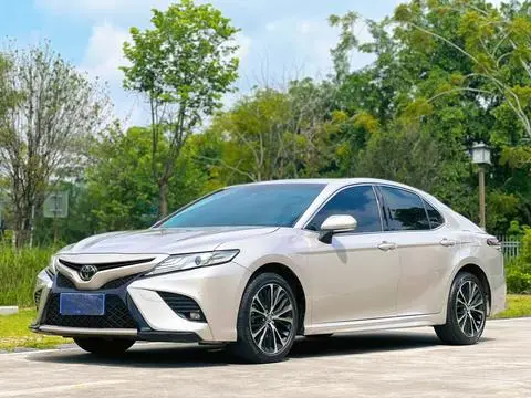 Toyota Camry 2019