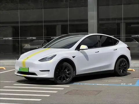 Tesla Model Y 2021 — фото 1