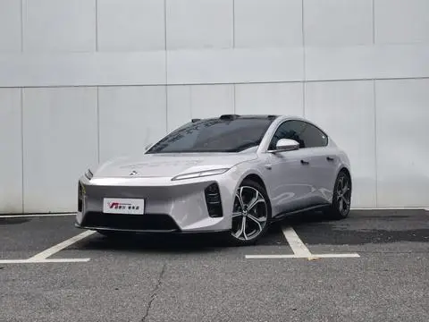NIO ET5 2025