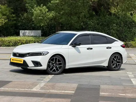 Honda Civic 2023 — фото 1
