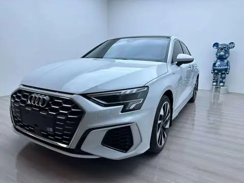 Audi A3 2023 — фото 1