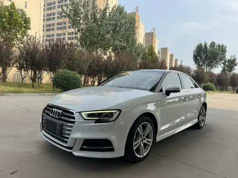 Audi A3 2020 — фото 1