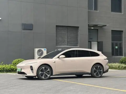 NIO ET5T 2024