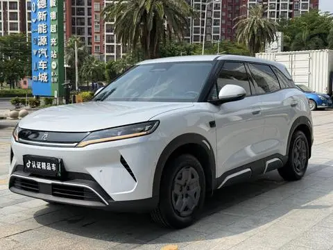BYD 元UP 2025