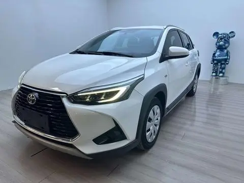 Toyota YARIS L 2022 — фото 1